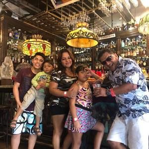 Meet your Posher, Robert